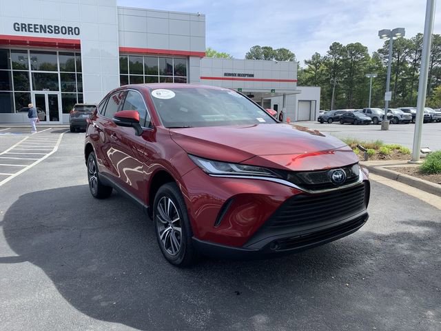 Certified 2023 Toyota Venza LE image 2