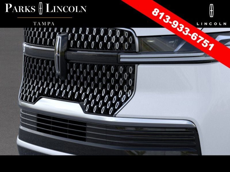 New 2026 Lincoln Navigator L Premier AWD/4WD image 17