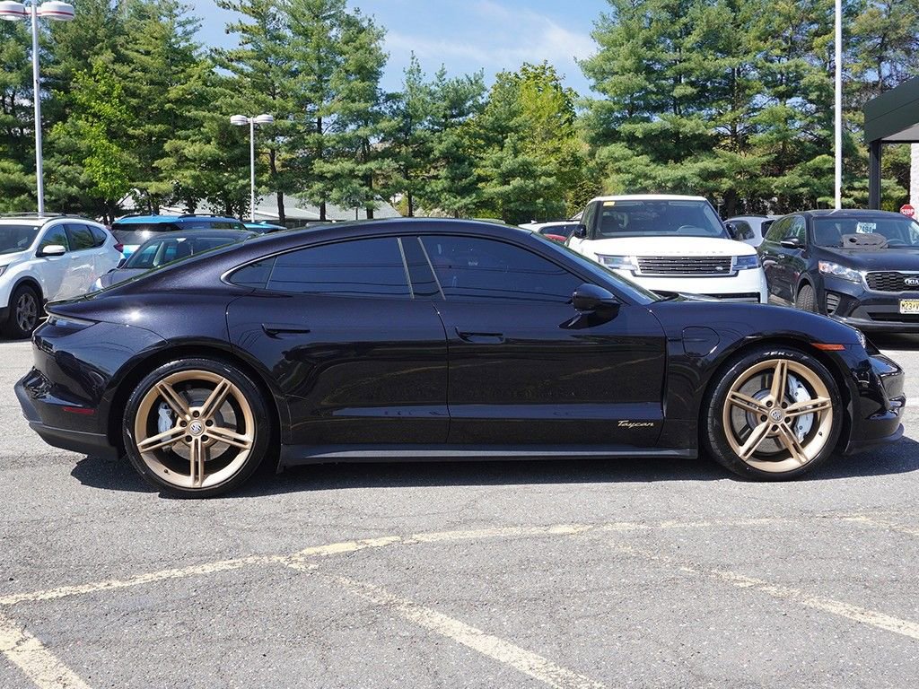 Used 2022 Porsche Taycan RWD image 22