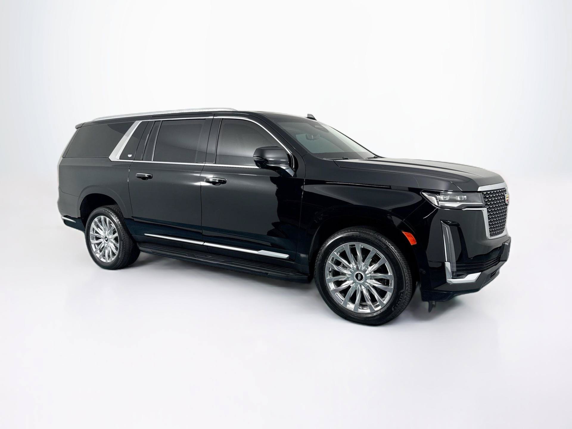 Used 2023 Cadillac Escalade ESV Premium Luxury w/ LPO, Floor Liner Package AWD/4WD image 3