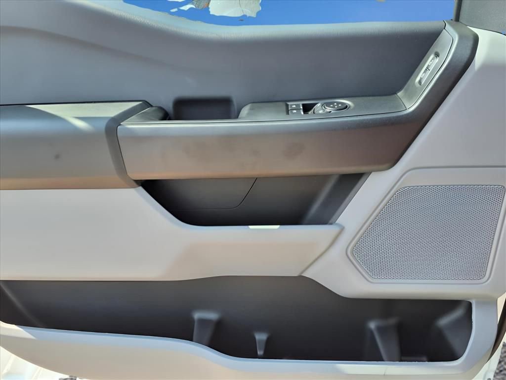 New 2025 Ford F350 XL w/ XL Chrome Package image 17