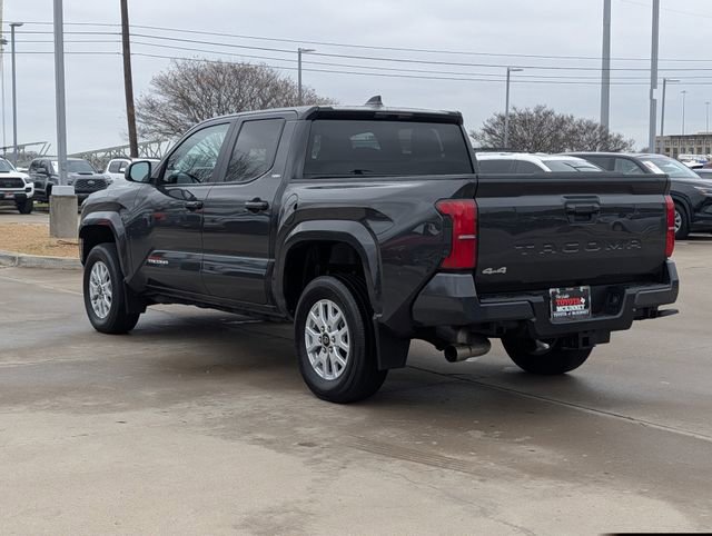 Used 2024 Toyota Tacoma SR5 AWD/4WD image 8