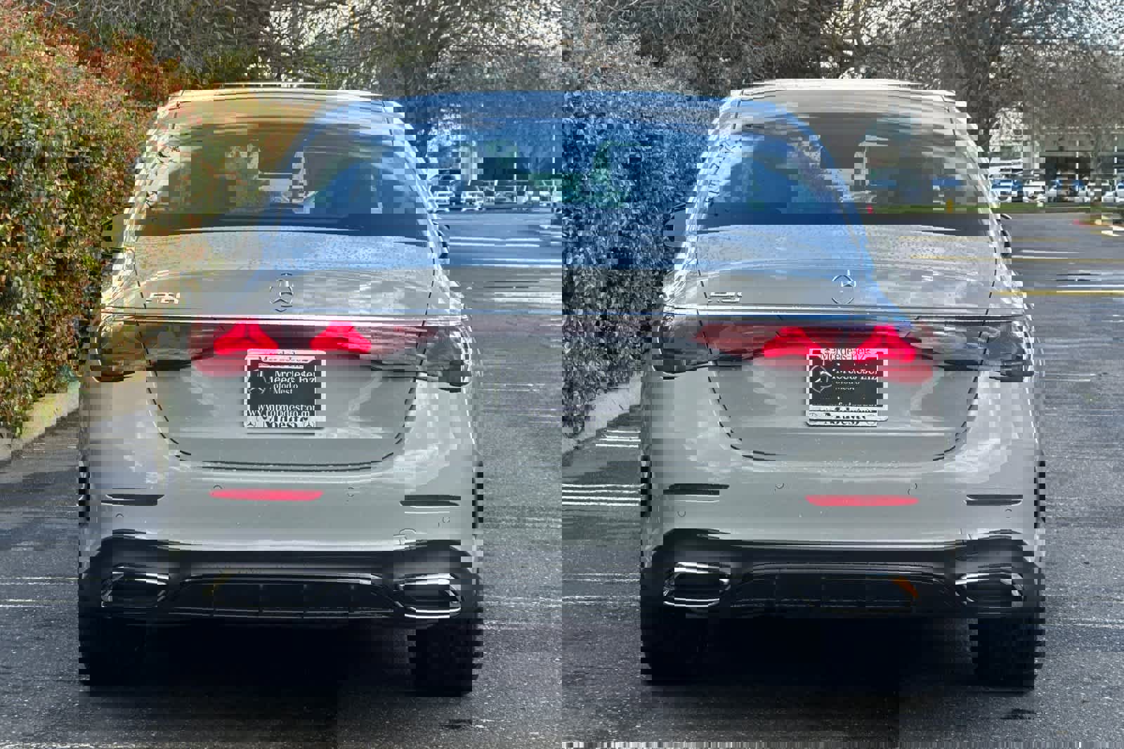 New 2025 Mercedes-Benz E 350 Sedan image 4