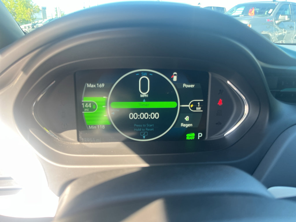 Used 2018 Chevrolet Bolt LT FWD image 19
