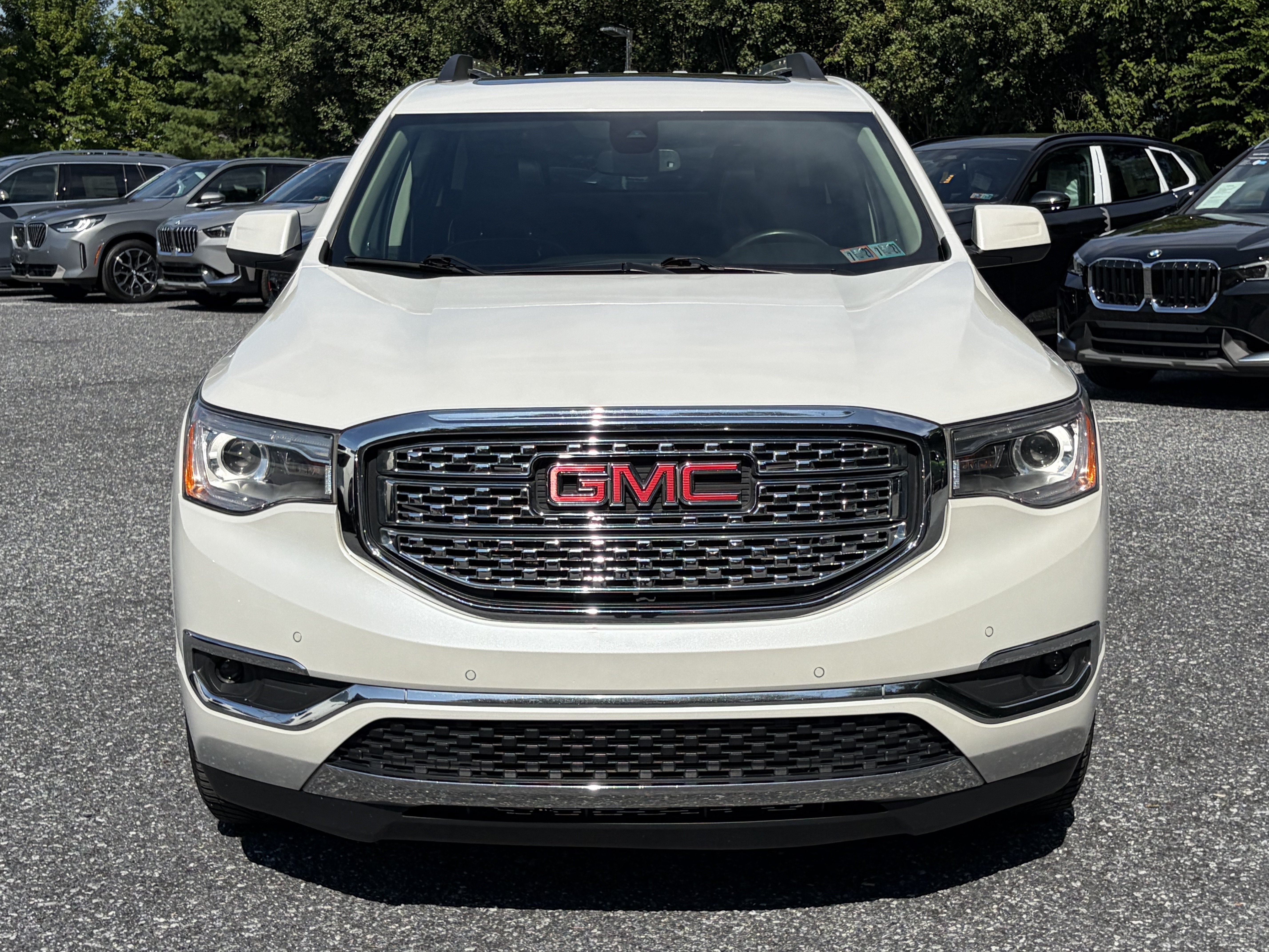 Used 2018 GMC Acadia Denali w/ LPO, Protection Package AWD/4WD image 2