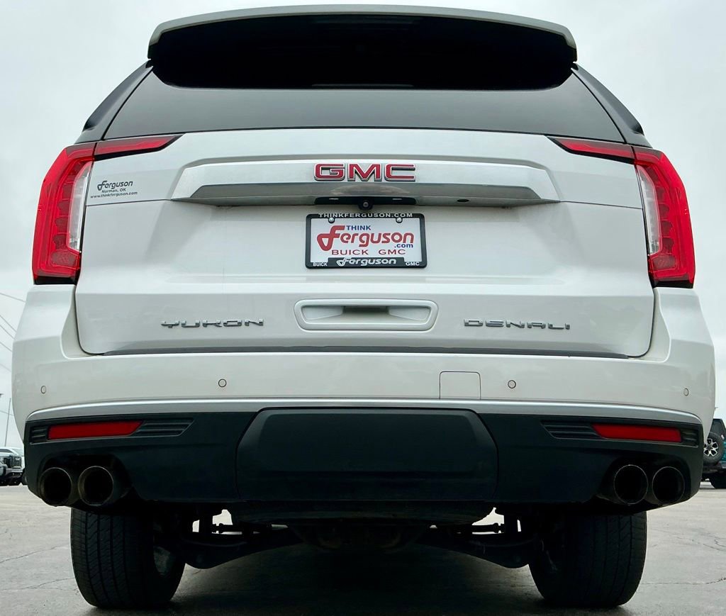 Used 2022 GMC Yukon XL Denali AWD/4WD image 17