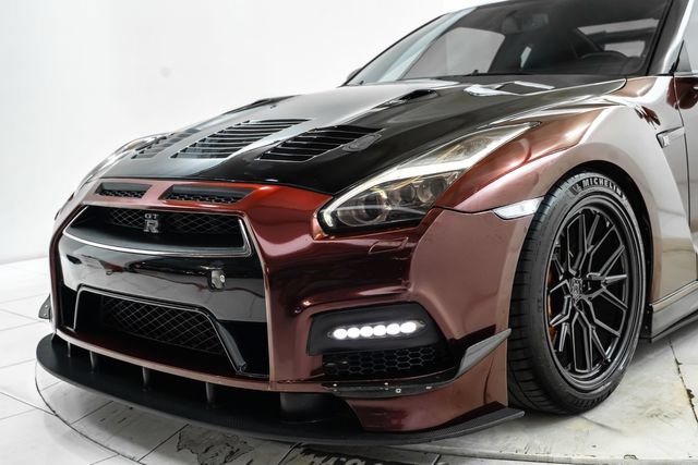 Used 2014 Nissan GT-R Premium AWD/4WD image 9