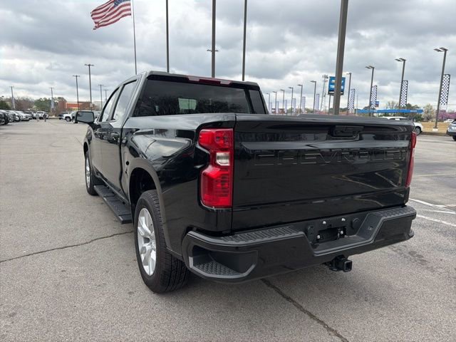 Used 2025 Chevrolet Silverado 1500 Custom image 5