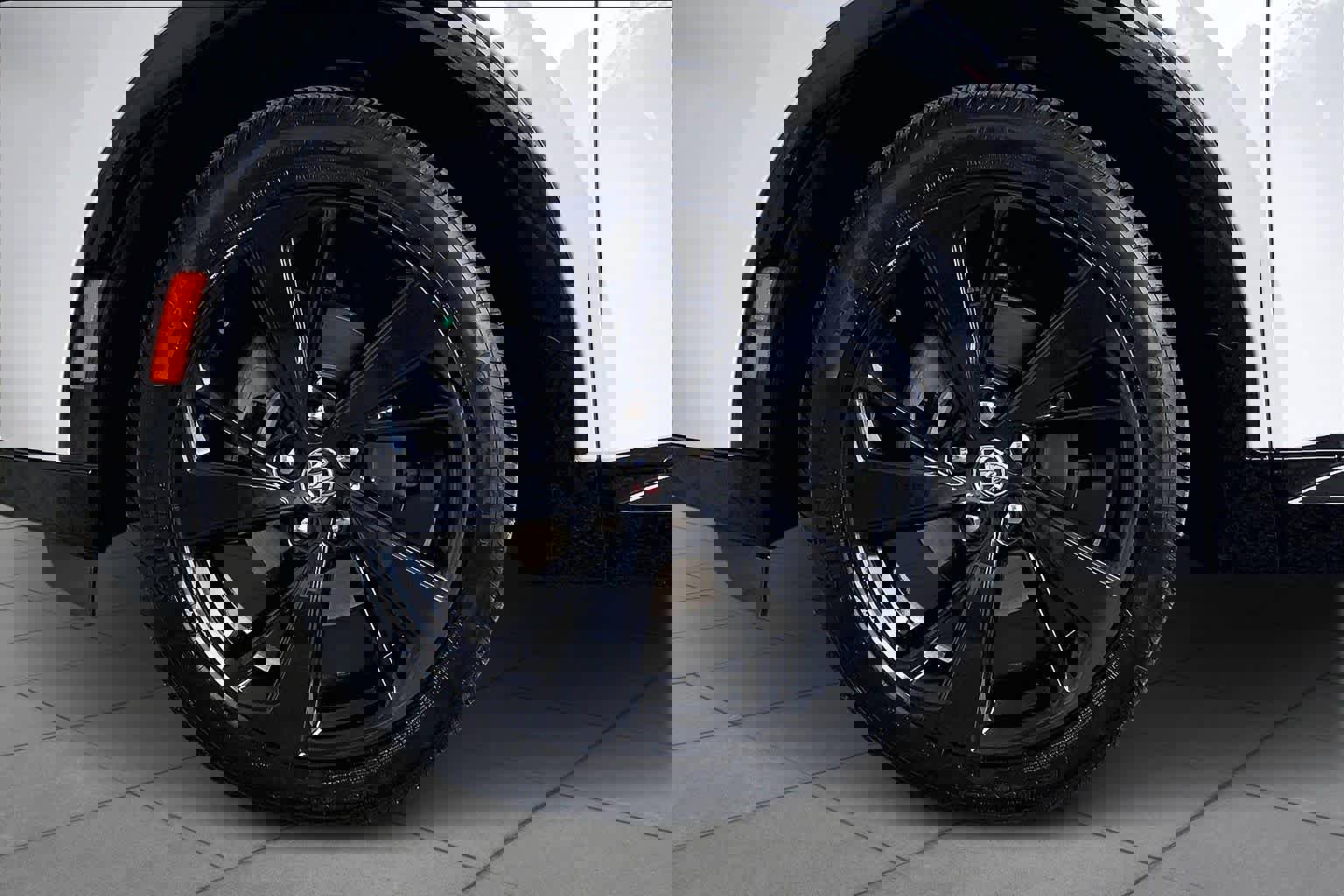 Used 2023 Buick Envision Preferred w/ Sport Touring Package image 11