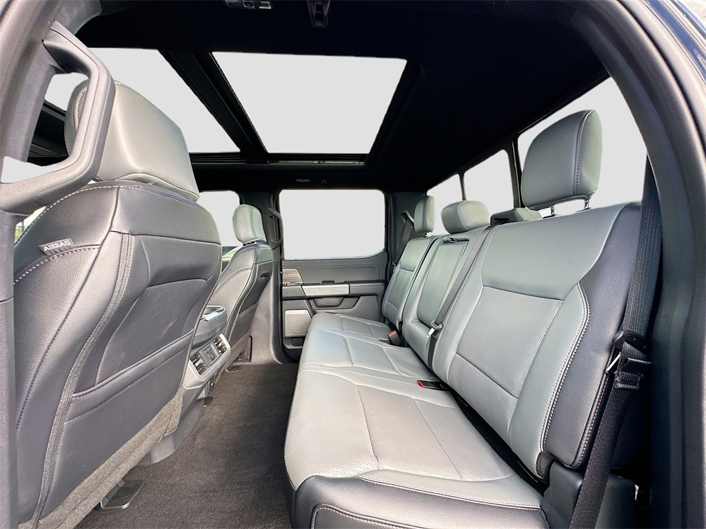 Used 2025 Ford F150 Lightning Lariat image 26