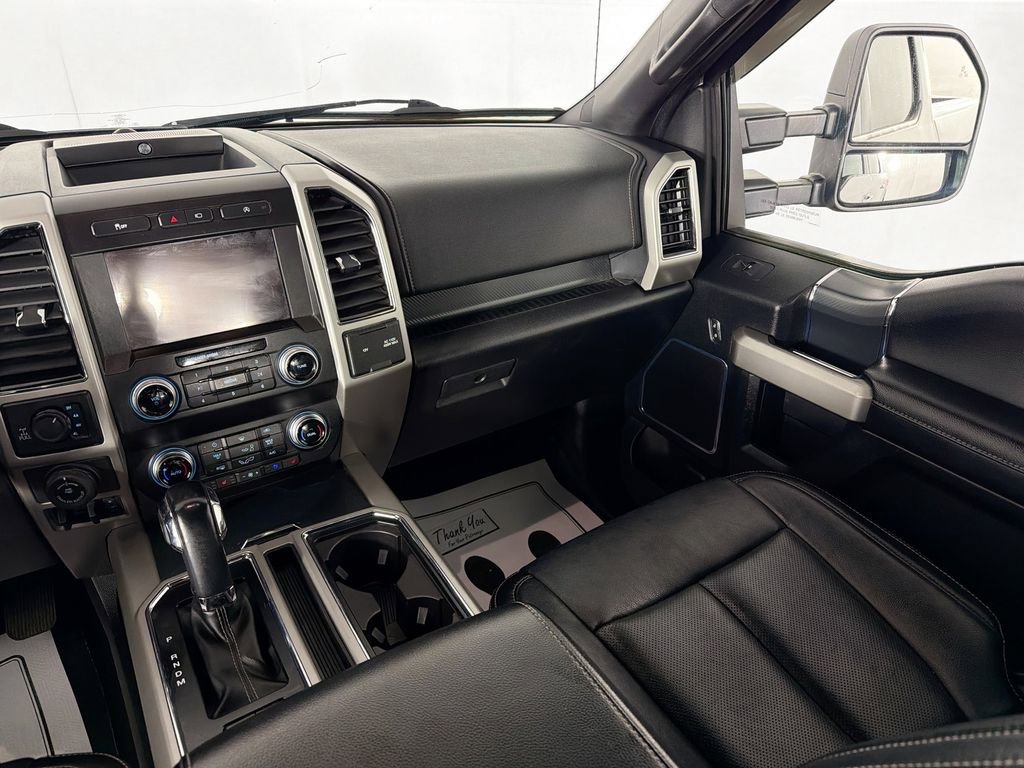 Used 2019 Ford F150 Lariat w/ Equipment Group 502A Luxury image 23