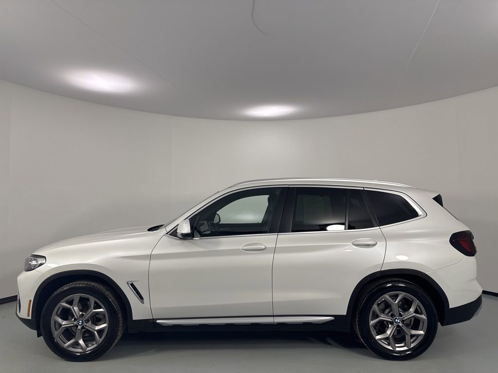 Used 2023 BMW X3 xDrive30i w/ Premium Package AWD/4WD image 4
