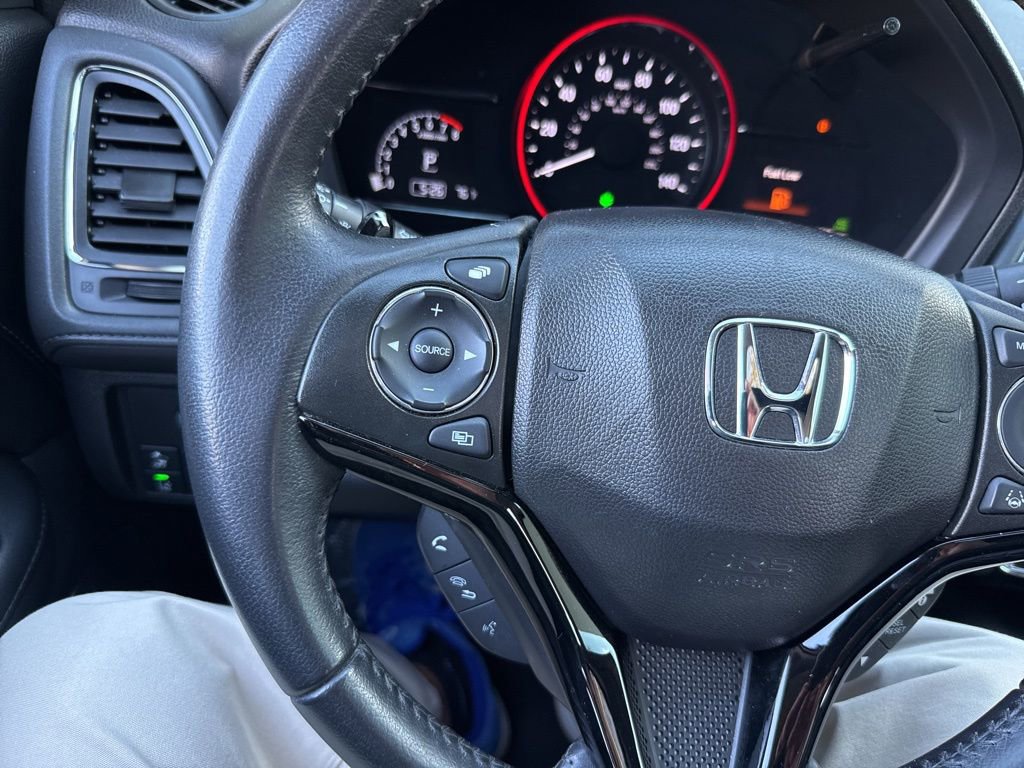 Used 2019 Honda HR-V Touring image 32