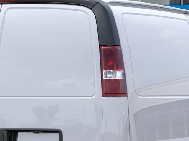 New 2026 Chevrolet Express 2500 w/ Driver Convenience Package RWD image 11