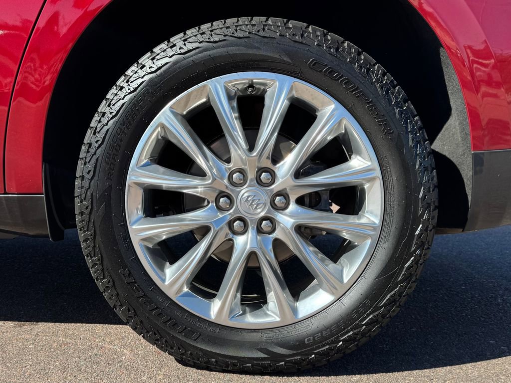 Used 2020 Buick Enclave Premium w/ Sun and Sites Package AWD/4WD image 13