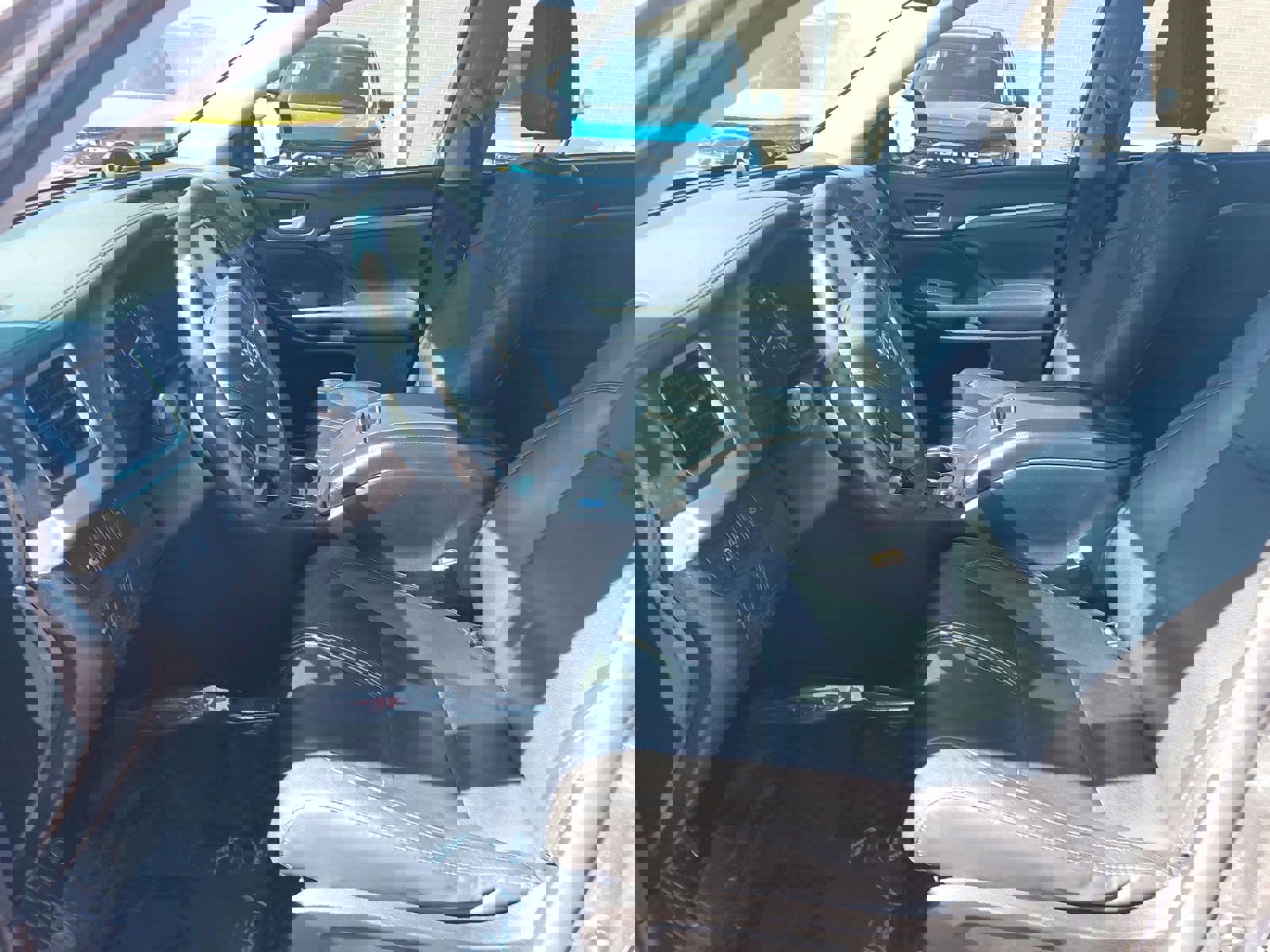 Used 2018 Toyota Highlander SE image 16