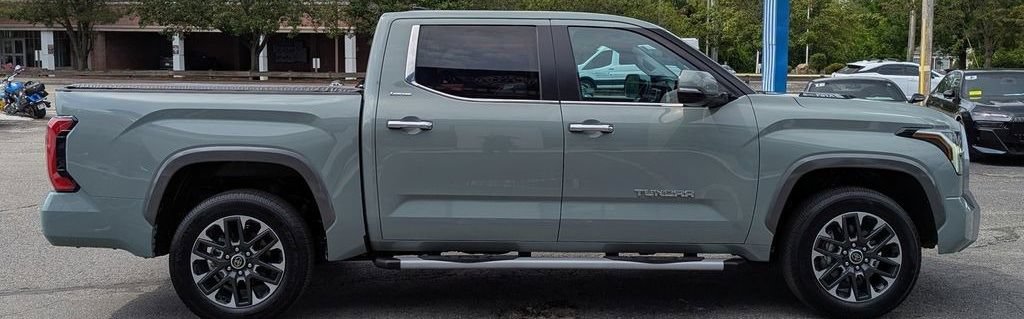 Used 2024 Toyota Tundra Limited AWD/4WD image 9