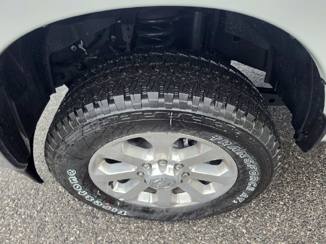 New 2026 RAM 3500 Laramie AWD/4WD image 9