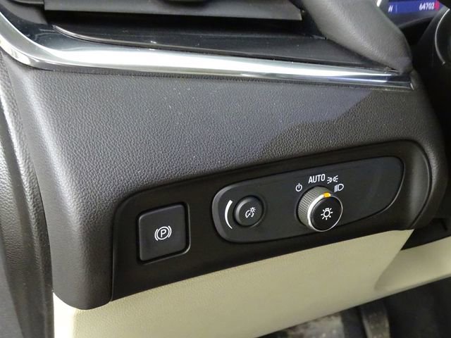 Used 2020 Buick Enclave Essence w/ LPO, Luxury Package image 17