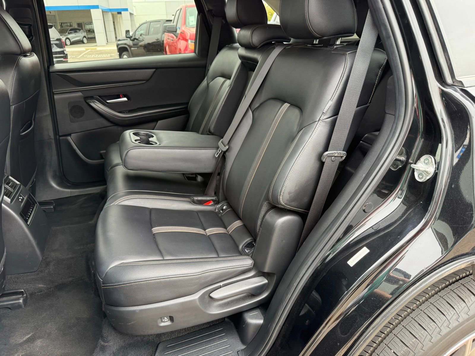 Used 2024 MAZDA CX-90 3.3 Turbo w/ Select Package image 34