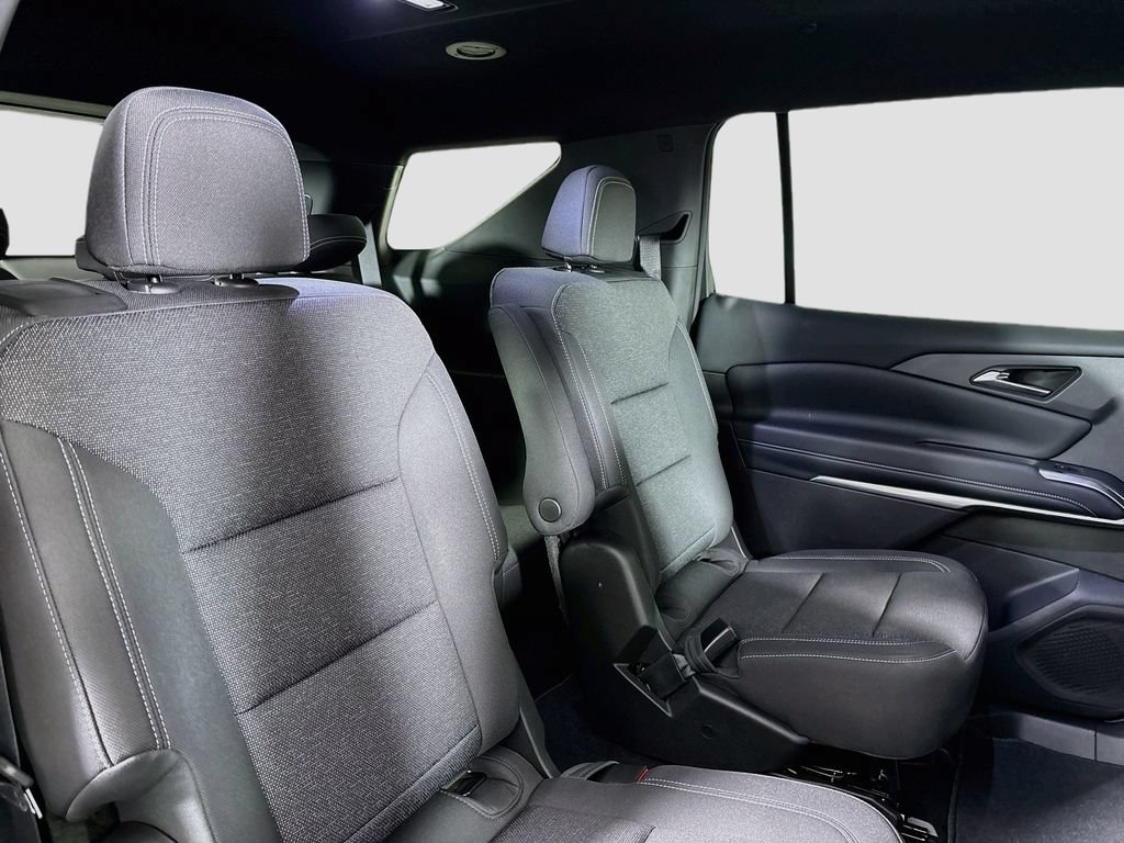 New 2026 Chevrolet Traverse LT w/ Midnight/Sport Edition AWD/4WD image 27