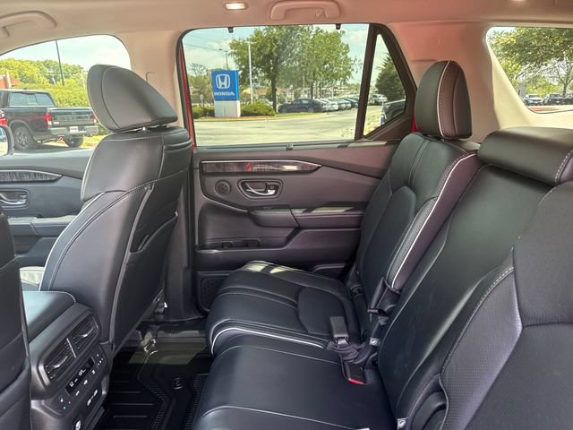 Certified 2023 Honda Pilot Elite image 21