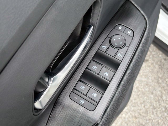 New 2026 Nissan Kicks SV w/ Cold Weather Package AWD/4WD image 13