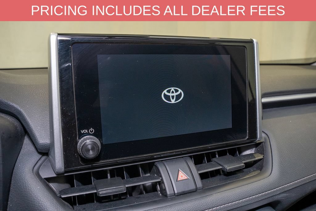 Used 2024 Toyota RAV4 XLE FWD image 12