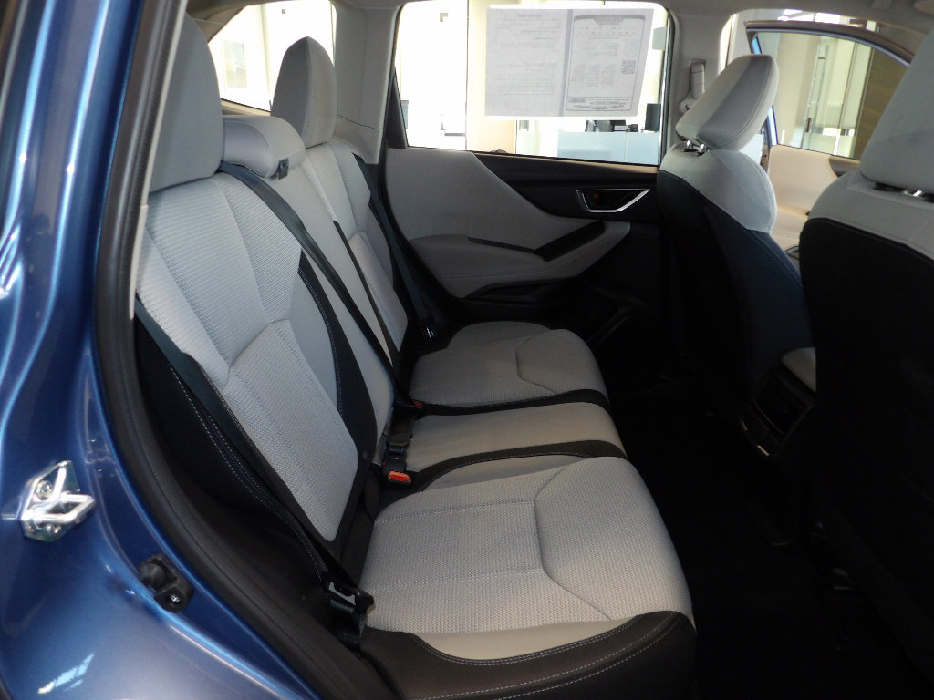 Used 2024 Subaru Forester AWD/4WD image 17