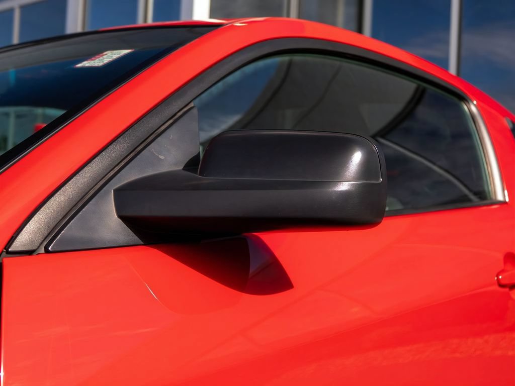 Used 2008 Ford Mustang Shelby GT500 RWD image 12