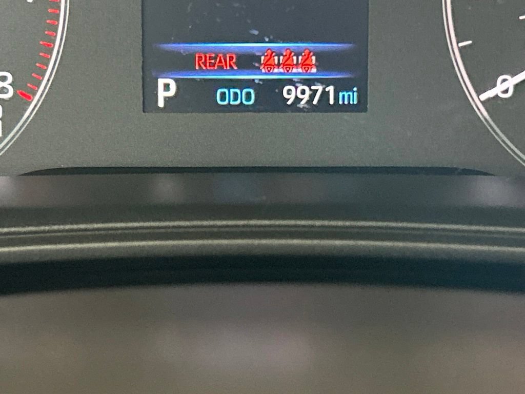 Used 2025 Toyota Corolla LE FWD image 48