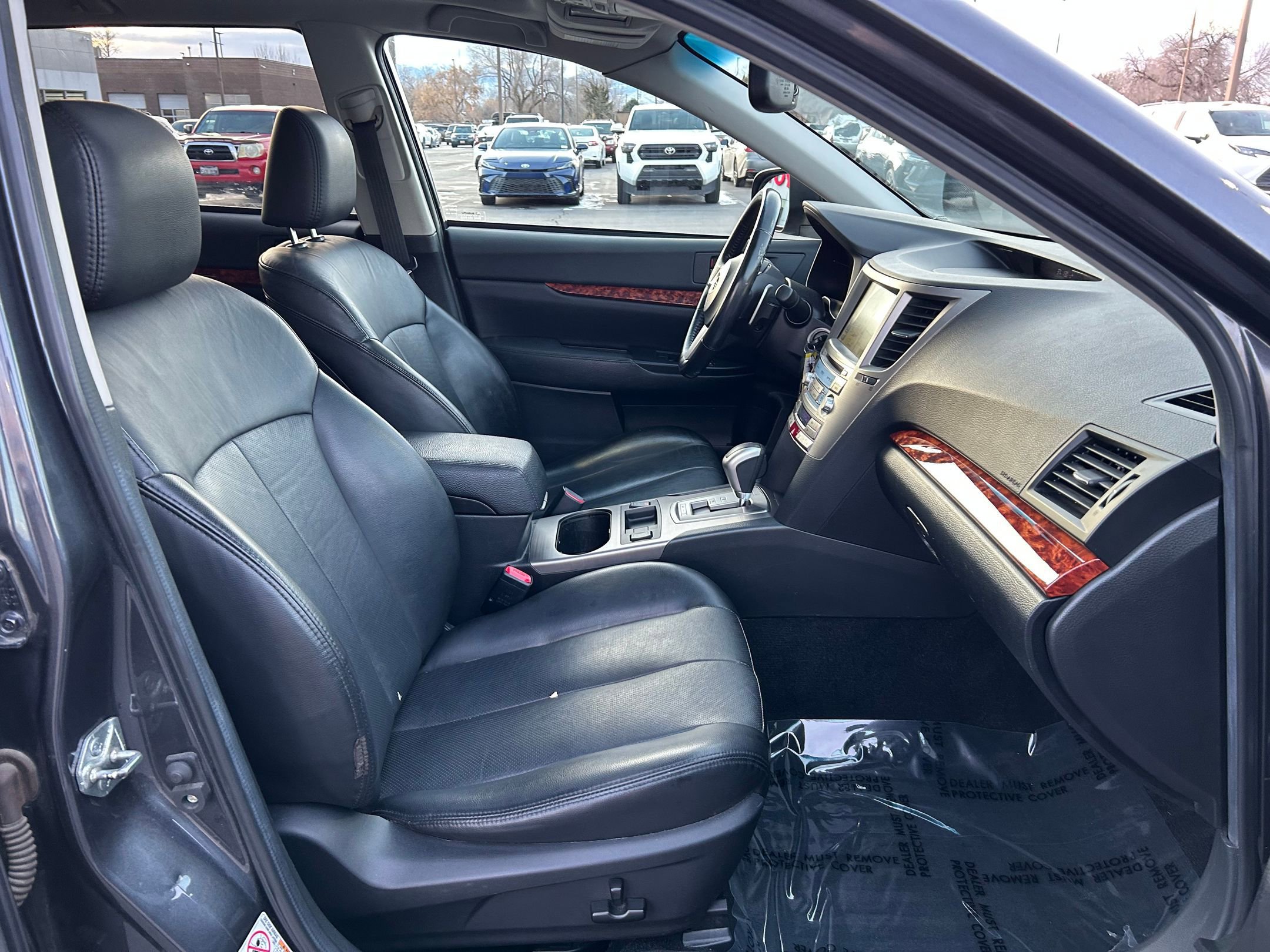 Used 2011 Subaru Outback 2.5i Limited image 28