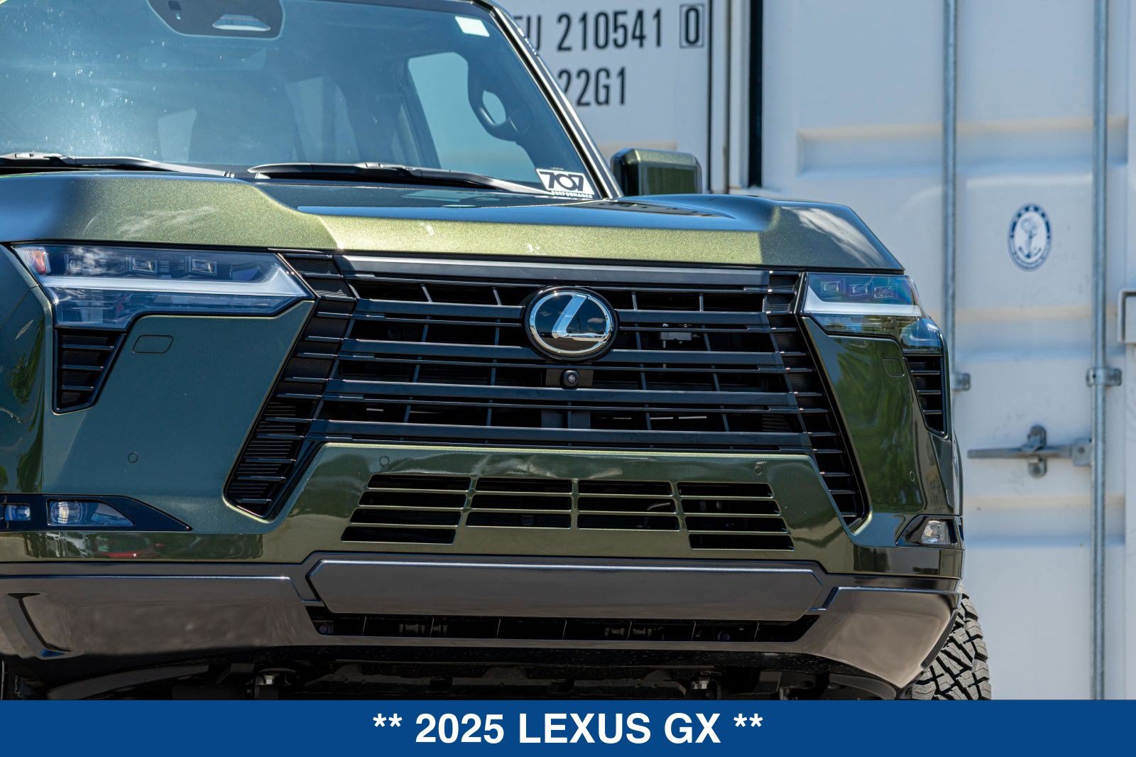 Used 2025 Lexus GX 550 w/ Accessory Package (Z1) AWD/4WD image 10