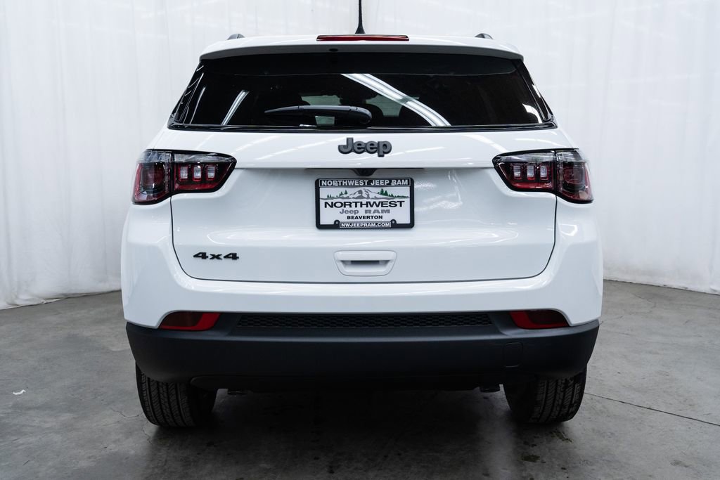 New 2026 Jeep Compass Latitude image 5