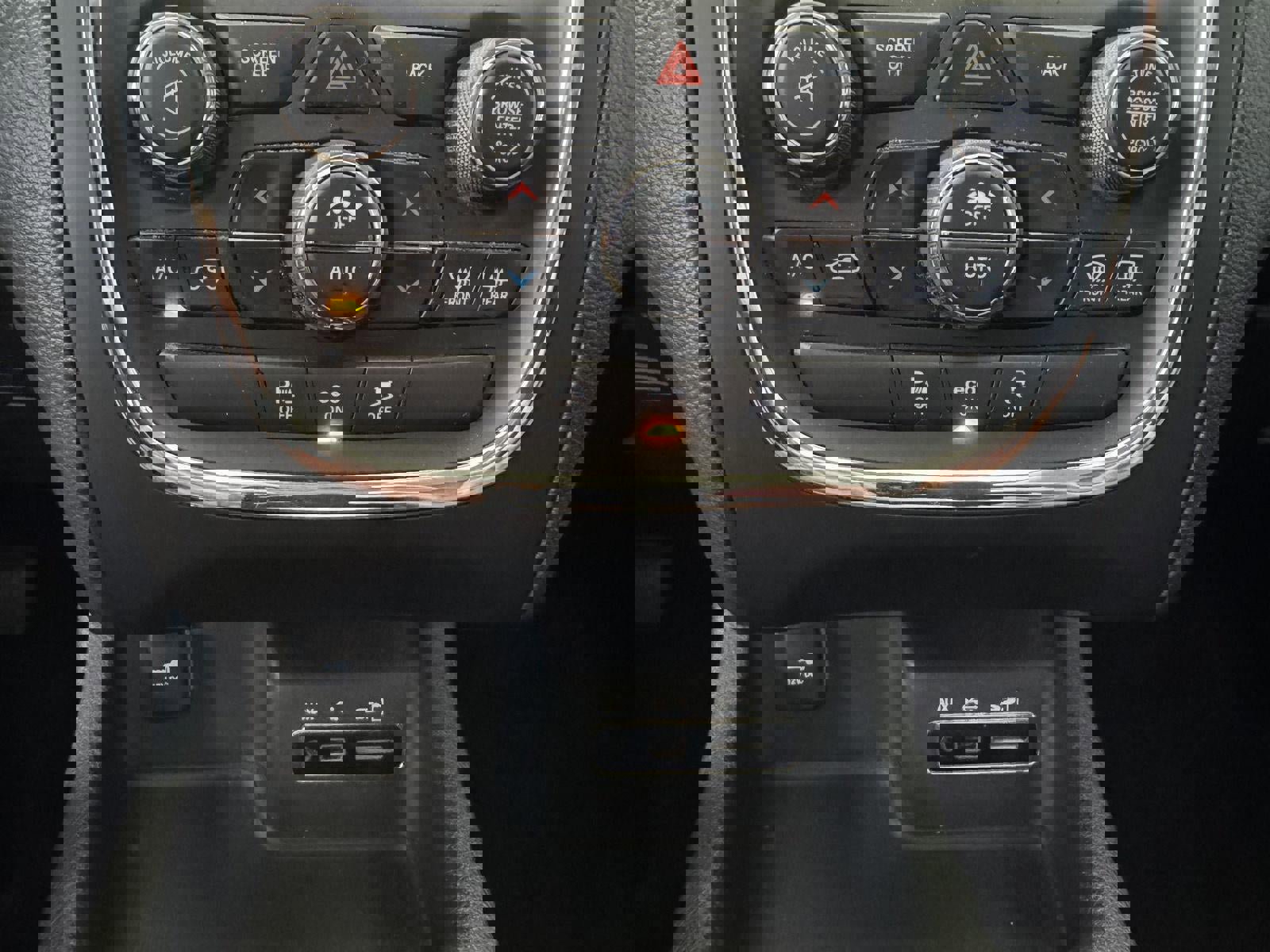 Used 2014 Dodge Durango Limited AWD/4WD image 24