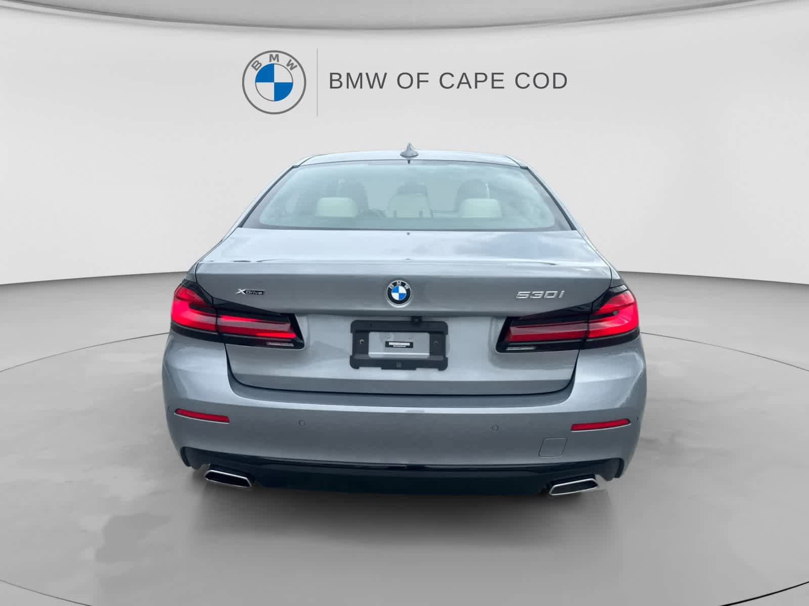 Used 2023 BMW 530i xDrive w/ Convenience Package AWD/4WD image 8
