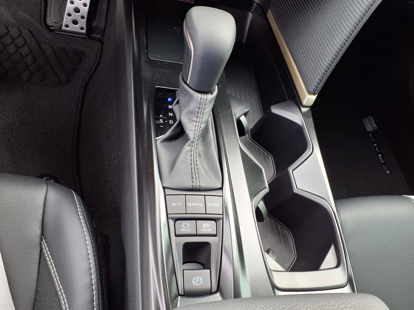 New 2026 Toyota Camry SE w/ Convenience Package FWD image 18