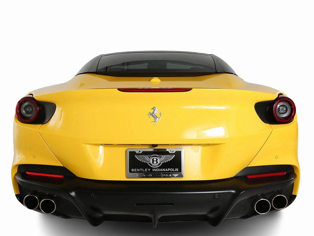 Used 2022 Ferrari Portofino M RWD image 8