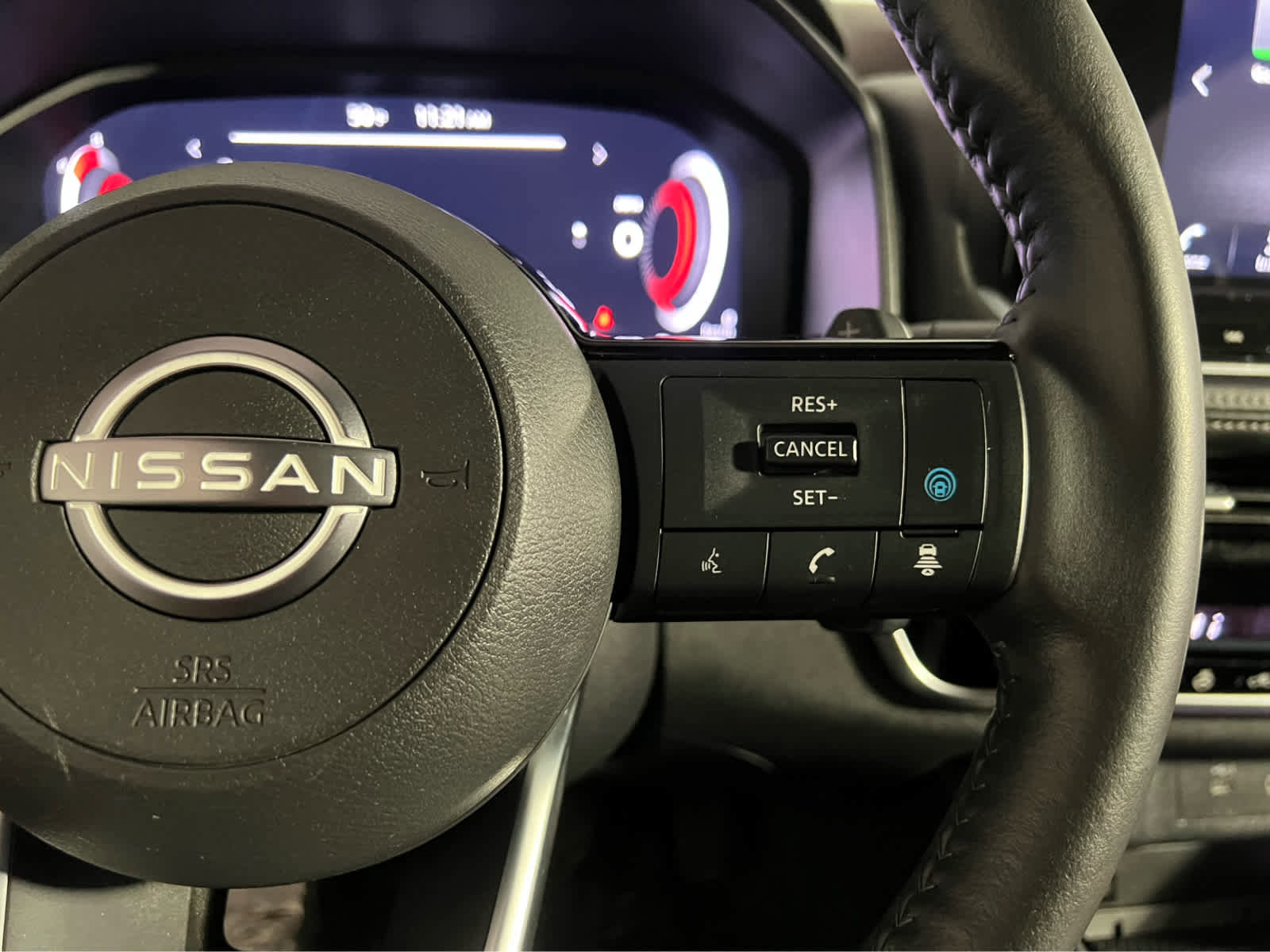 Used 2023 Nissan Rogue Platinum image 20