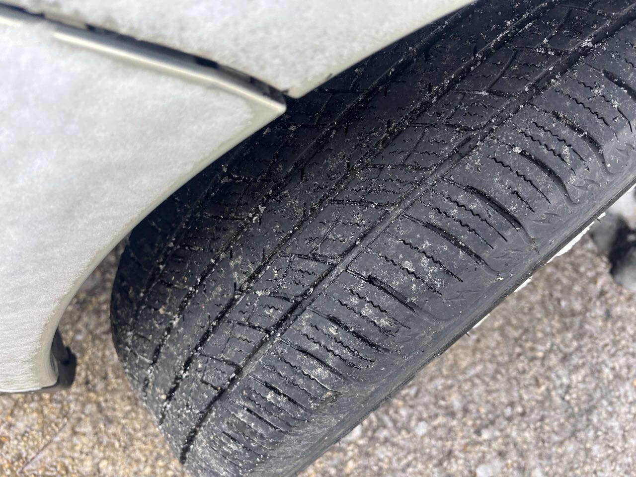 Used 2005 Subaru Outback 2.5XT Limited image 17