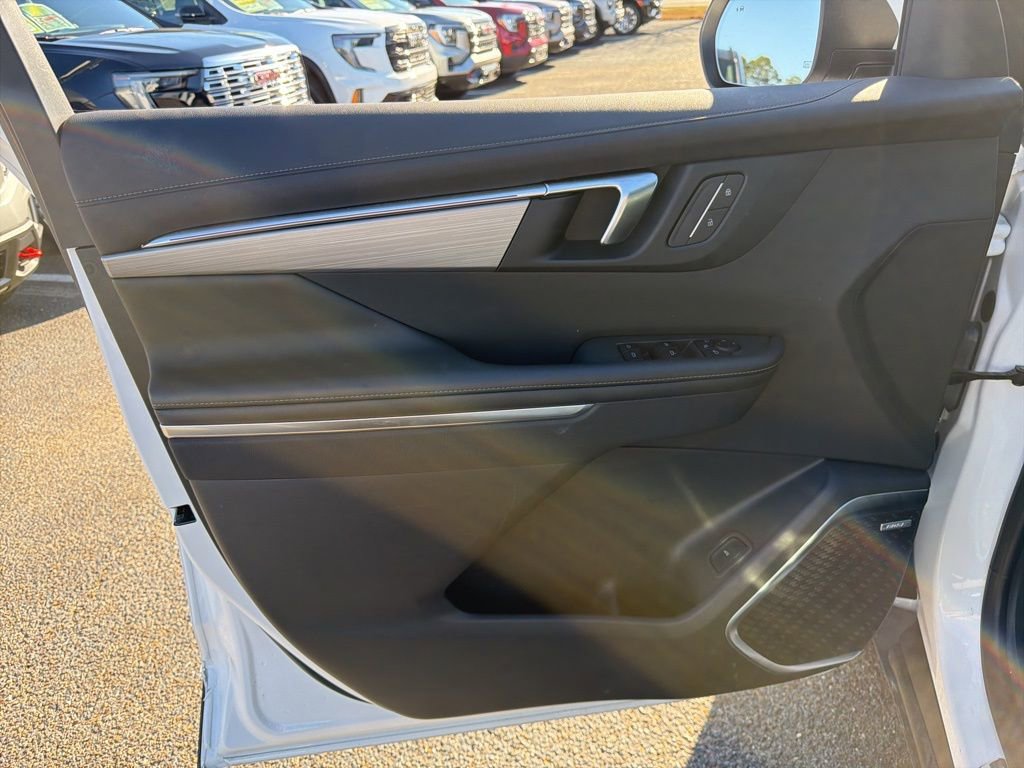 Certified 2025 Buick Enclave Preferred image 18