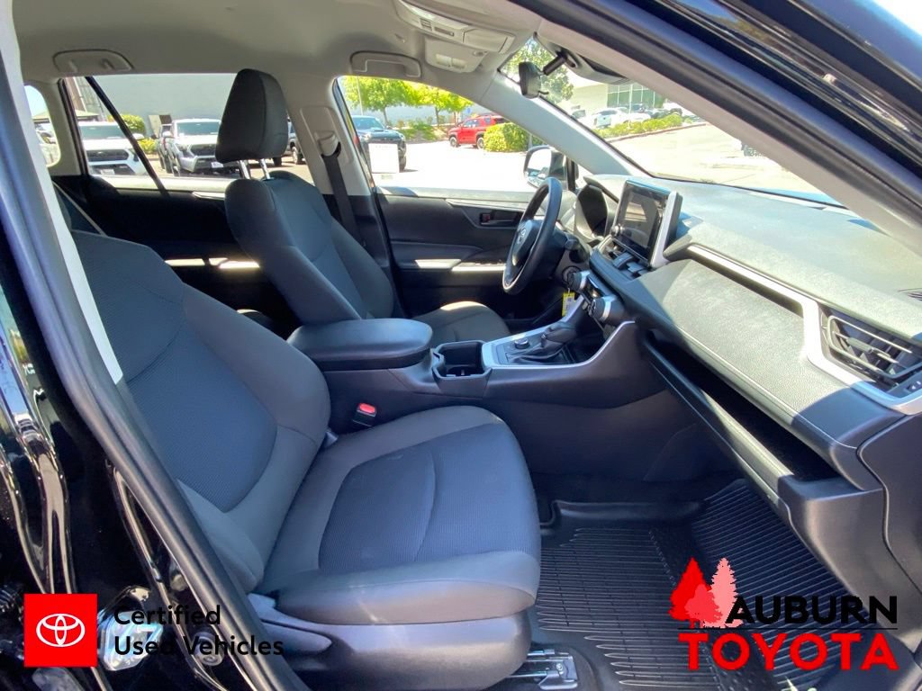 Certified 2024 Toyota RAV4 LE AWD/4WD image 14