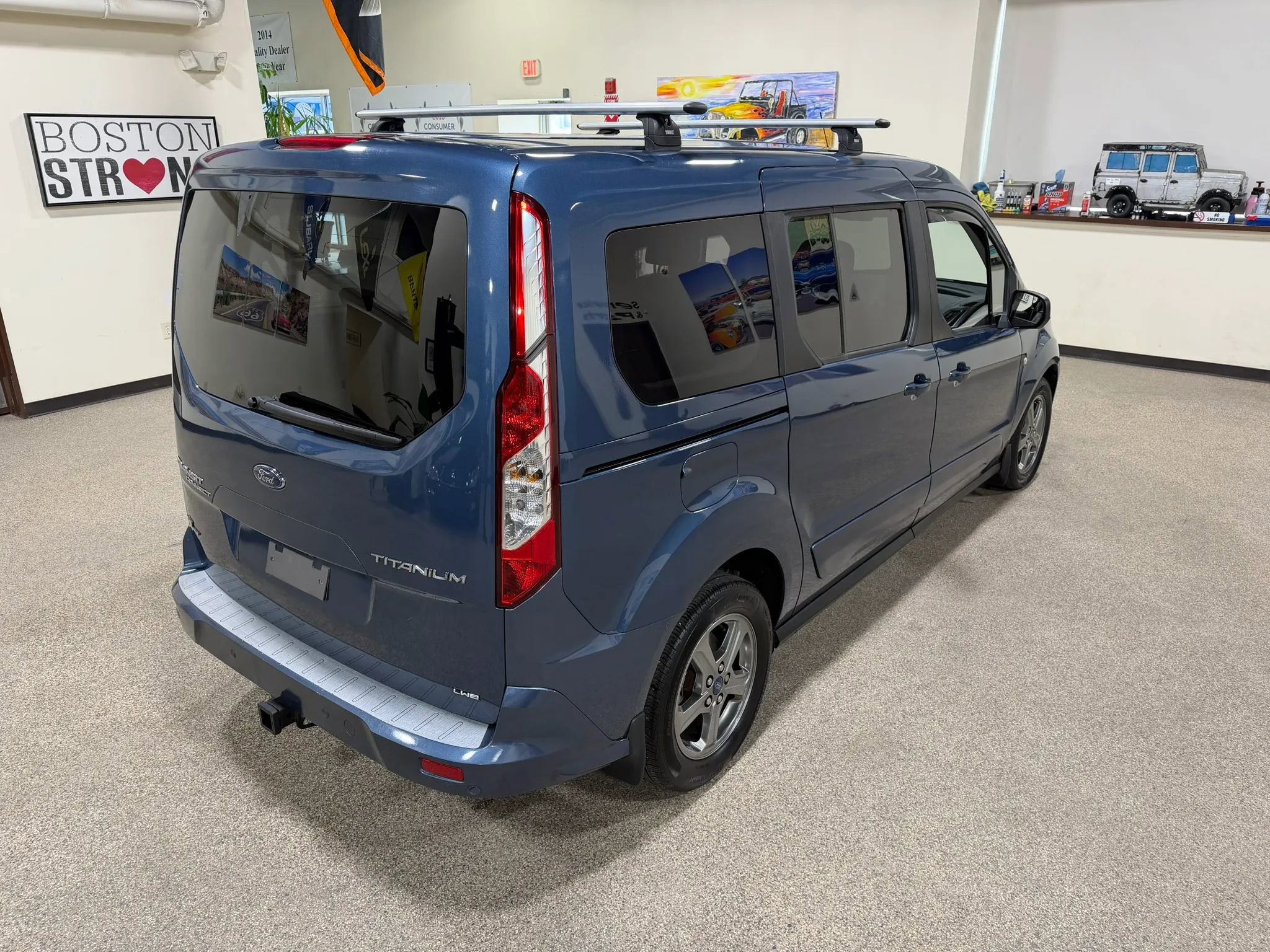 Used 2021 Ford Transit Connect Titanium w/ Trailer Tow Package FWD image 9