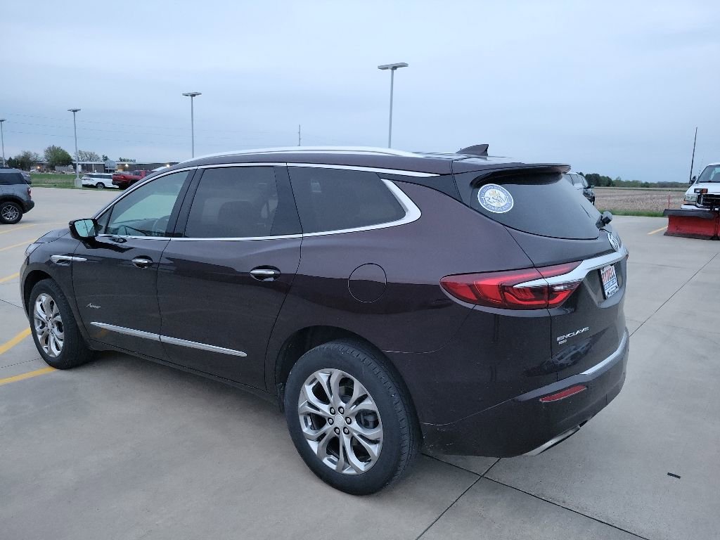 Used 2021 Buick Enclave Avenir AWD/4WD image 5