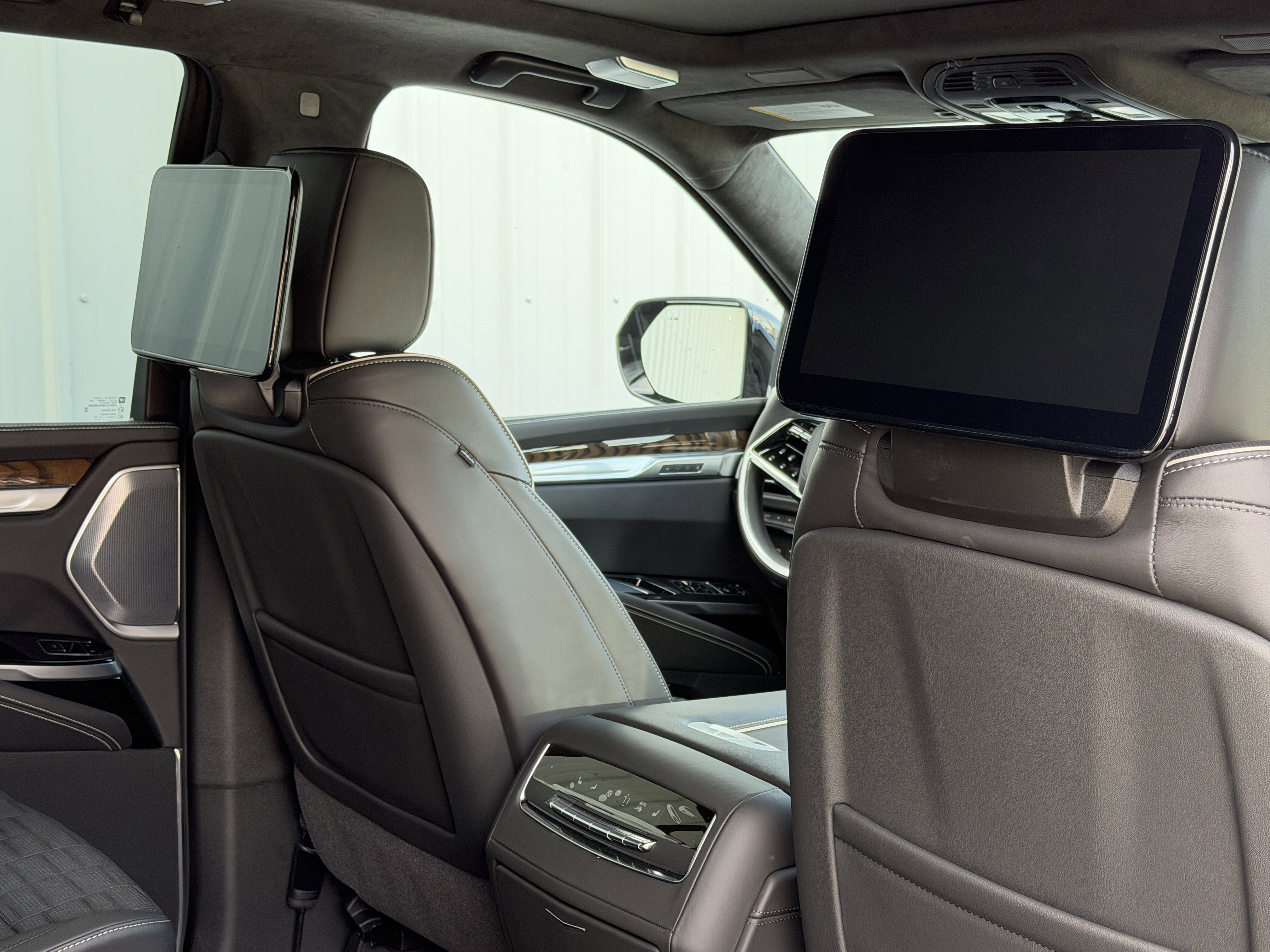 New 2026 Cadillac Escalade Platinum Sport image 24