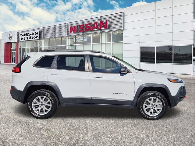 Used 2015 Jeep Cherokee Trailhawk w/ Leather Interior Group image 8