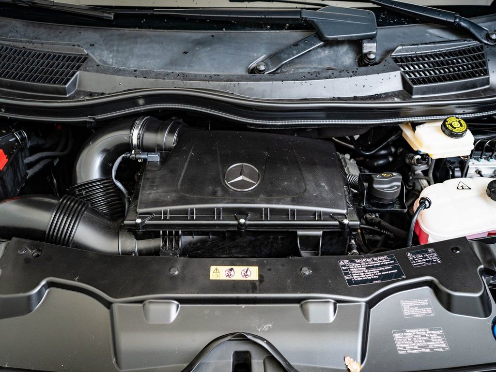 Used 2023 Mercedes-Benz Metris Passenger image 35