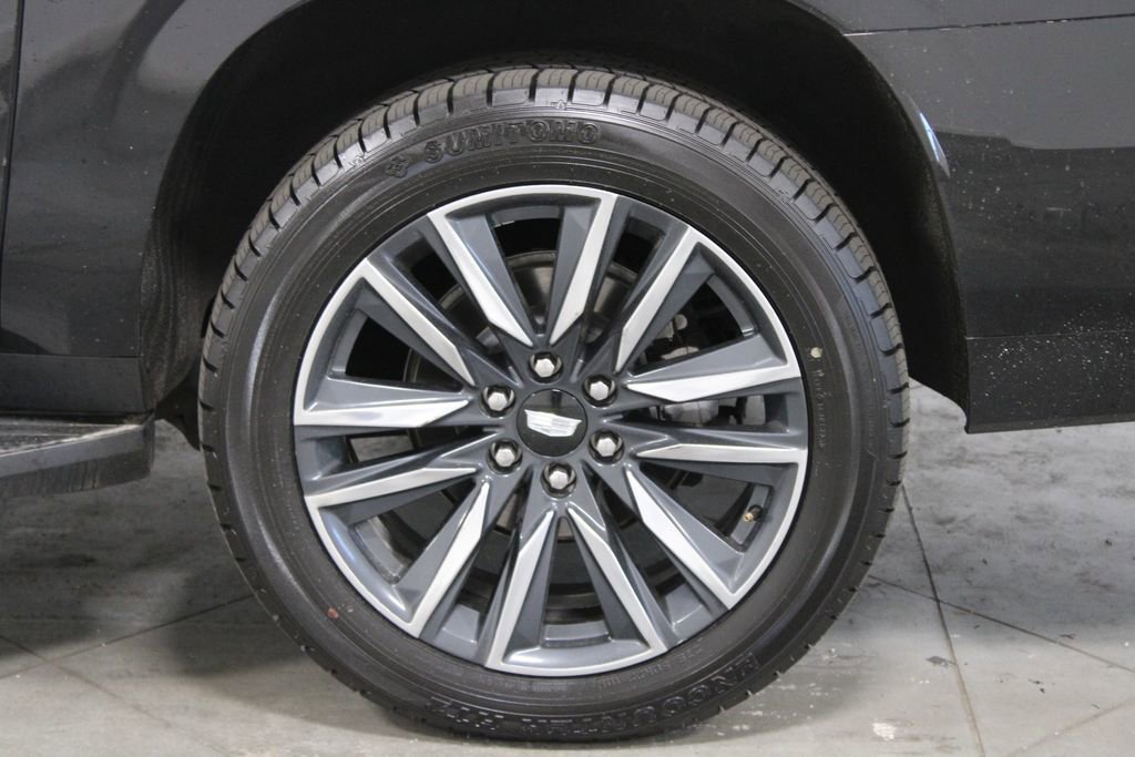 Used 2024 Cadillac Escalade ESV Sport RWD image 18