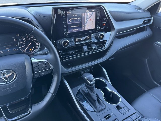 Certified 2020 Toyota Highlander XLE image 23