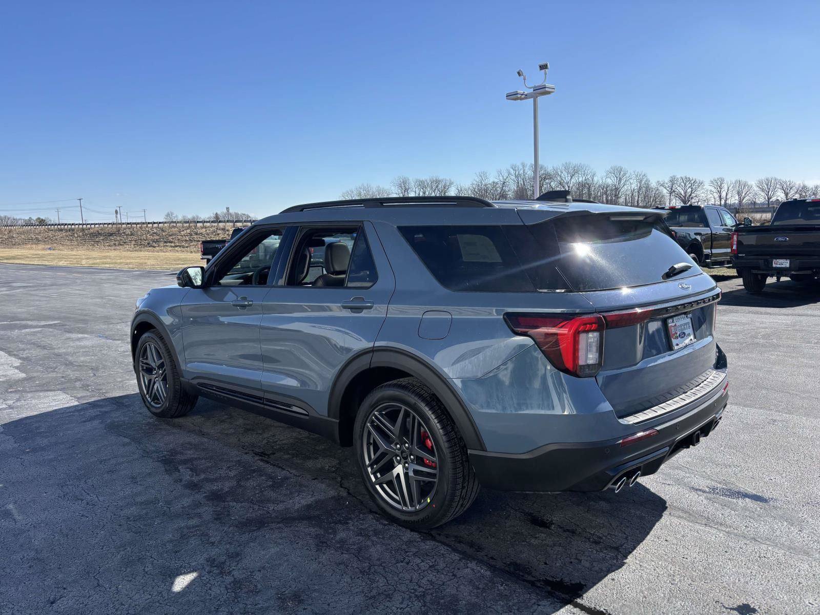 New 2026 Ford Explorer ST w/ Sun And Sound Package AWD/4WD image 6